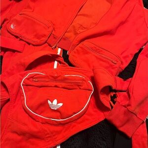 Olivia Blanc,Ji Won Choi Jogging Suit